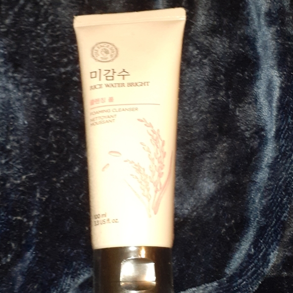Face Shop Other - Face Shop Rice Water Bright Foaming Cleanser